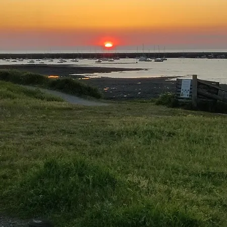 Vent D'ange Maison Familiale Face A La *